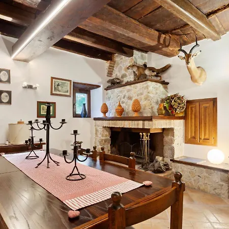Rustic In With Sauna & Pool *
